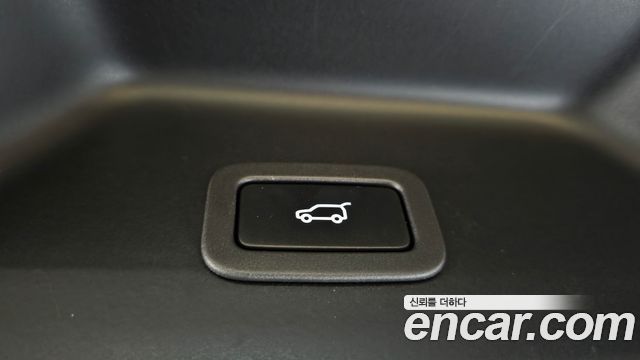 Land Rover Range Rover 2017 — photo 37