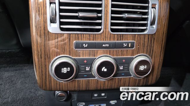 Land Rover Range Rover 2017 — photo 42