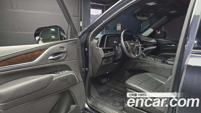 Cadillac Escalade 2023 — photo 10