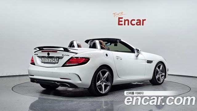 Mercedes-Benz SLC-Class 2019 — photo 2