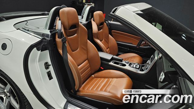 Mercedes-Benz SLC-Class 2019 — photo 16