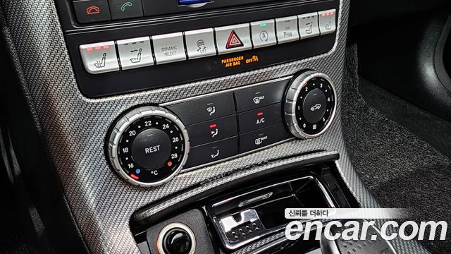 Mercedes-Benz SLC-Class 2019 — photo 30