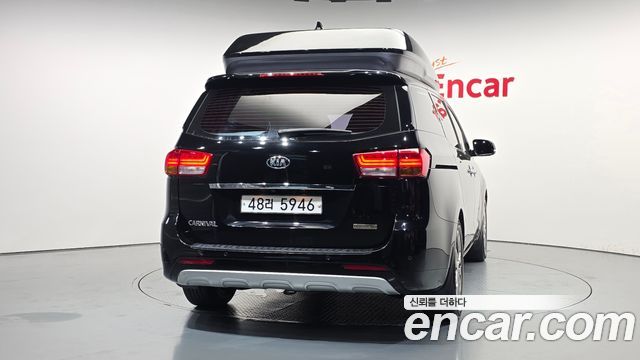 Kia Canival 2016 — photo 4