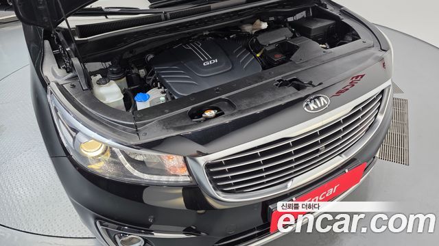 Kia Canival 2016 — photo 6