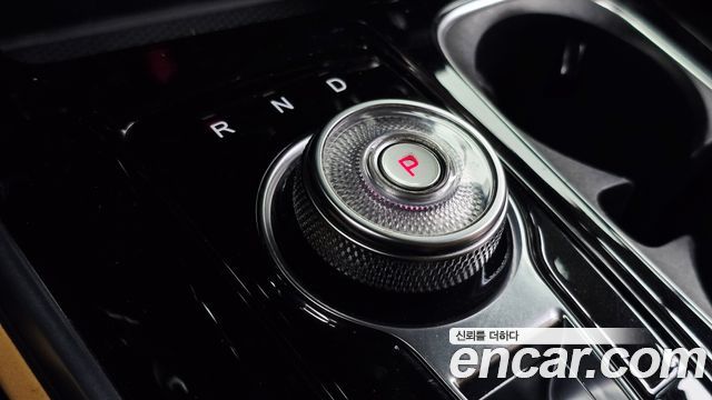 Kia Canival 2021 — photo 12