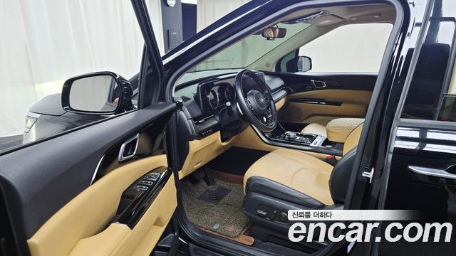 Kia Canival 2021 — photo 13