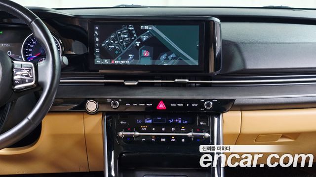 Kia Canival 2021 — photo 22
