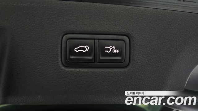 Kia Canival 2021 — photo 25