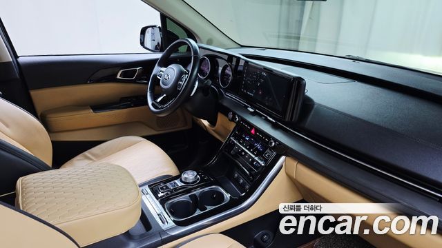 Kia Canival 2021 — photo 27