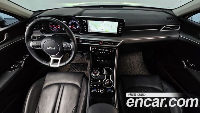 Kia K5 2023 — photo 10