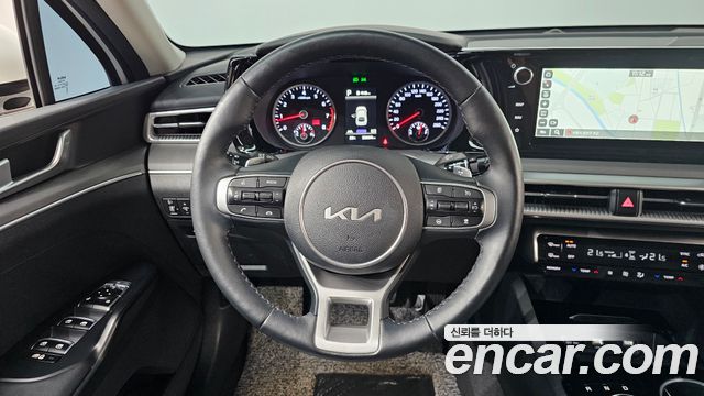 Kia K5 2023 — photo 19