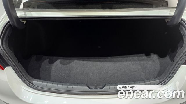 Kia K5 2023 — photo 23