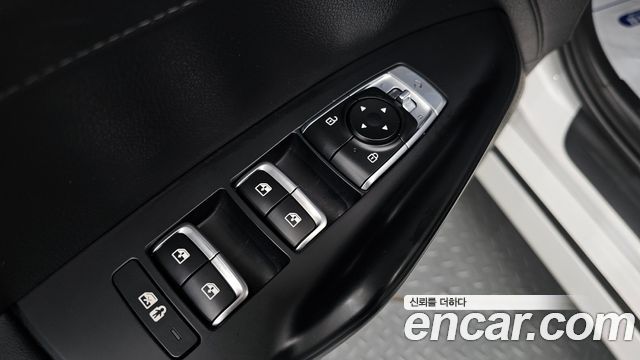 Kia K5 2023 — photo 27