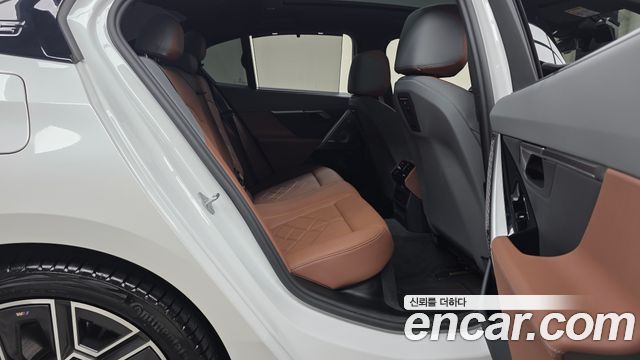 BMW 5-Series 2026 — photo 17