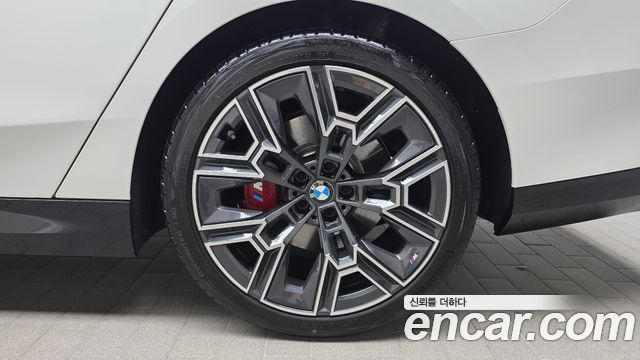 BMW 5-Series 2026 — photo 25