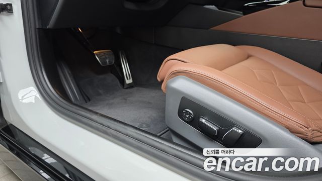 BMW 5-Series 2026 — photo 32