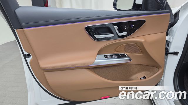 Mercedes-Benz E-Class 2024 — photo 14