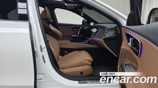 Mercedes-Benz E-Class 2024 — photo 16
