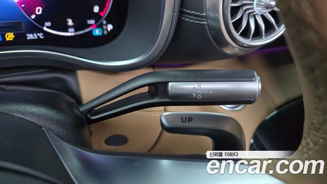 Mercedes-Benz SL-Class 2024 — photo 12