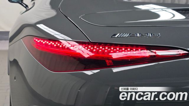Mercedes-Benz SL-Class 2024 — photo 9