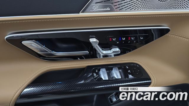 Mercedes-Benz SL-Class 2024 — photo 27