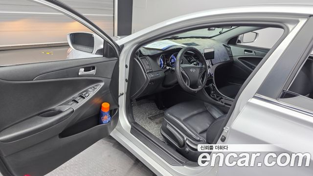 Hyundai Sonata 2015 — photo 10