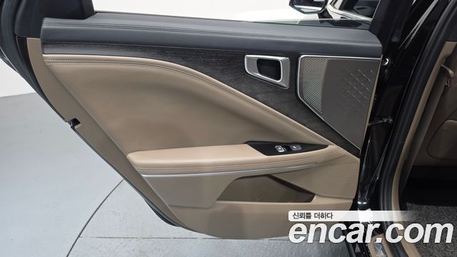 Kia K8 2022 — photo 15