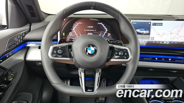 BMW 5-Series 2026 — photo 13
