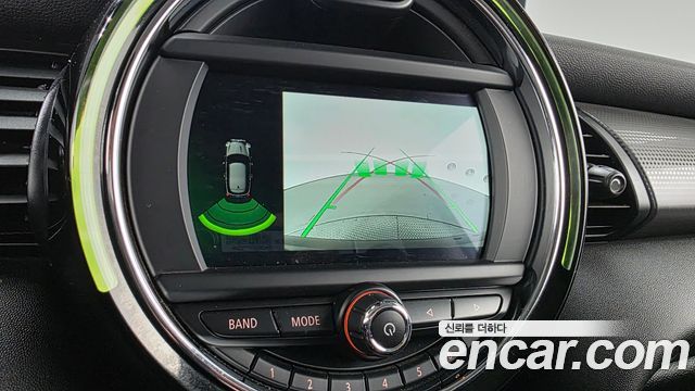 Mini Cooper 2019 — photo 19