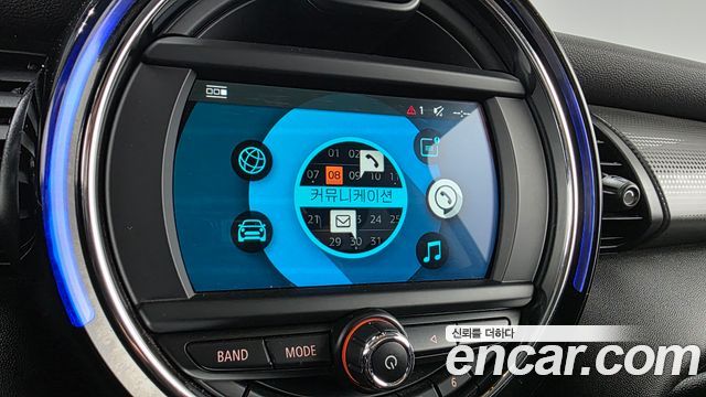 Mini Cooper 2019 — photo 27