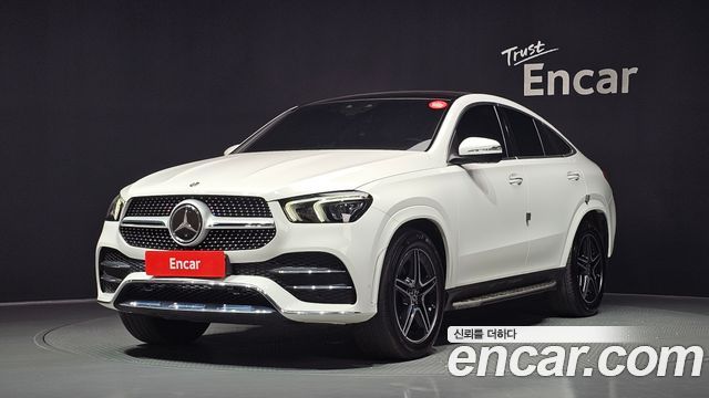 Mercedes-Benz GLE-Class 2021 — photo 1