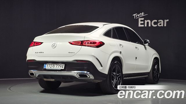 Mercedes-Benz GLE-Class 2021 — photo 2