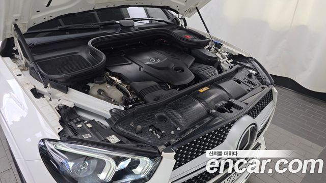 Mercedes-Benz GLE-Class 2021 — photo 6