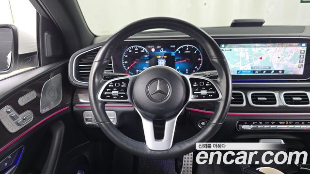 Mercedes-Benz GLE-Class 2021 — photo 18