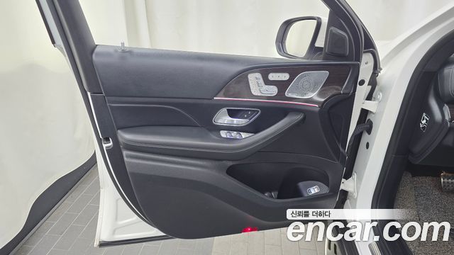 Mercedes-Benz GLE-Class 2021 — photo 14