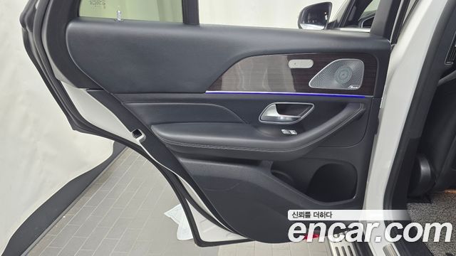 Mercedes-Benz GLE-Class 2021 — photo 15