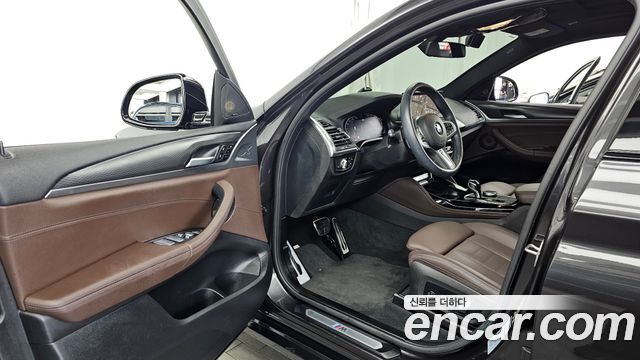 BMW X4 2022 — photo 13