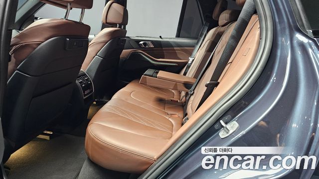 BMW X5 2022 — photo 18