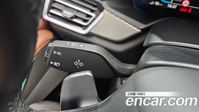 BMW X5 2022 — photo 24