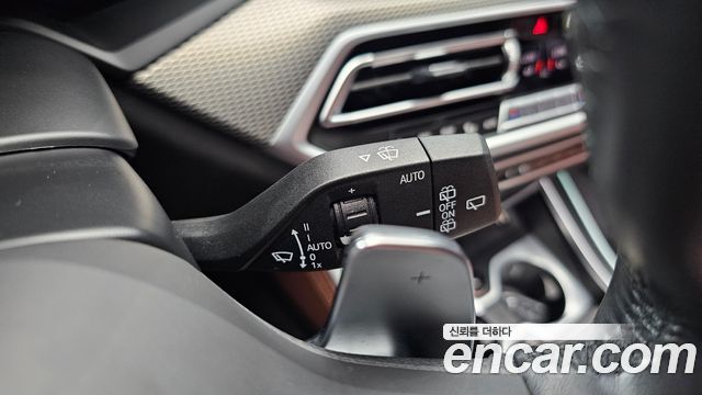 BMW X5 2022 — photo 25