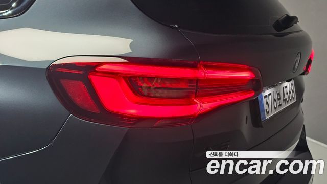 BMW X5 2022 — photo 9