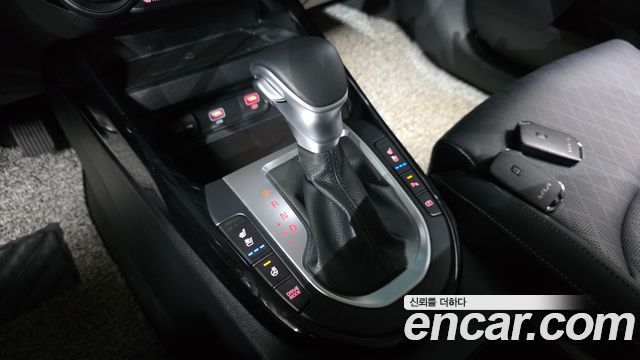 Kia K3 2022 — photo 12