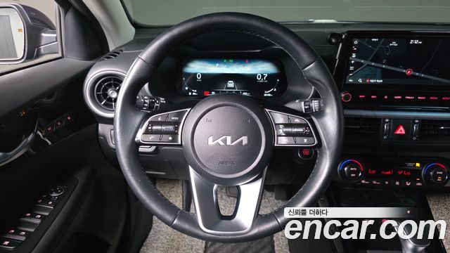 Kia K3 2022 — photo 20