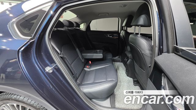 Kia K3 2022 — photo 25