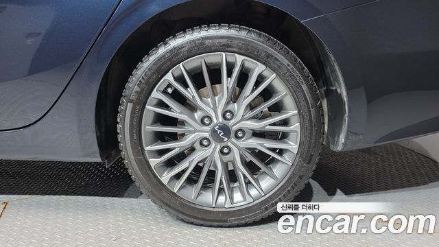 Kia K3 2022 — photo 7