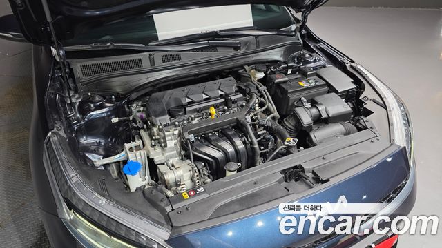 Kia K3 2022 — photo 16