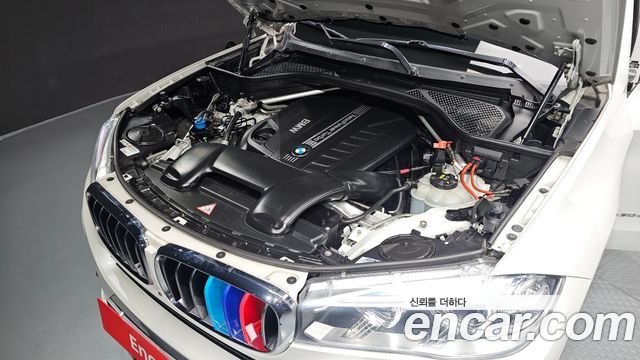 BMW X5 2016 — photo 6
