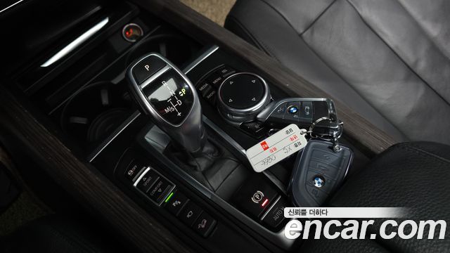 BMW X5 2016 — photo 9