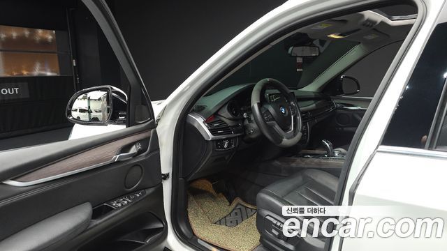 BMW X5 2016 — photo 10