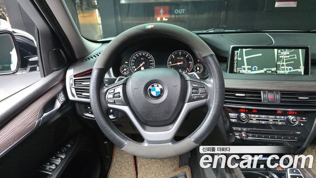 BMW X5 2016 — photo 13